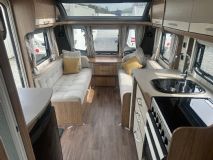 2019 COACHMAN VIP 575 9.jpg
